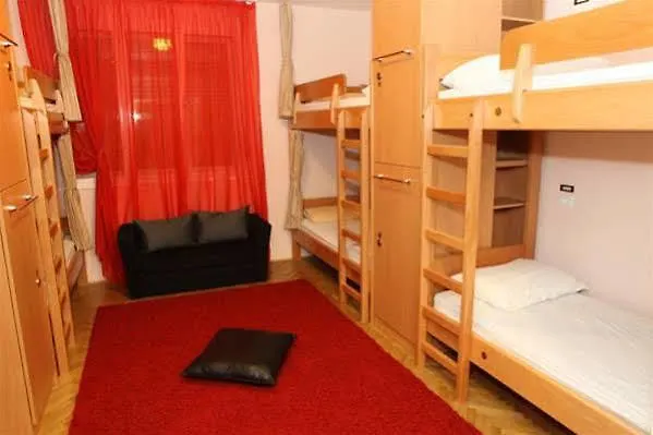 Tchaikovsky Hostel Split